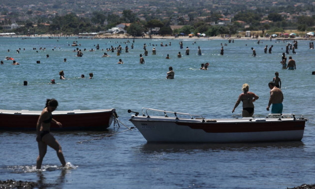 Καιρός: Αποπνικτική η ατμόσφαιρα την Τρίτη - Στα ύψη η θερμοκρασία (pics)