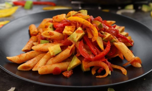 Η συνταγή της ημέρας: Πένες με αβοκάντο