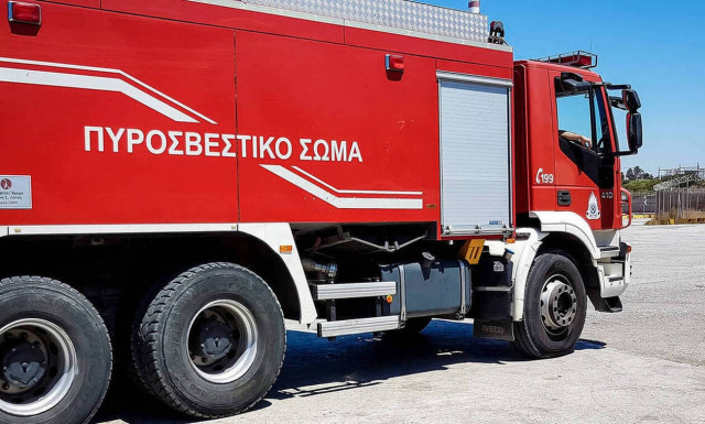 Χανιά: Παρανάλωμα σπίτι και μαγαζί - Λαμπάδιασαν μέσα στο μεσημέρι!