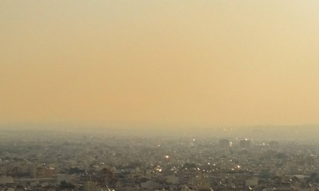 Φωτιά Εύβοια: Κίνδυνος από τα μικροσωματίδια - Προειδοποιεί το υπουργείο Υγείας