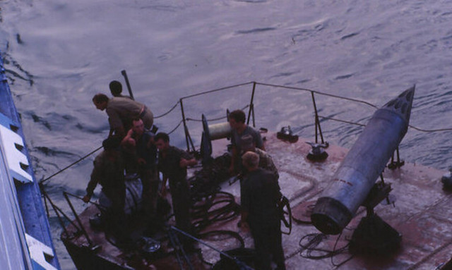 Δεκαπενταύγουστος 1993: Η επιχείρηση «Χρυσόμαλλο Δέρας» σώζει 2.000 ομογενείς - Σπάνιες φωτογραφίες