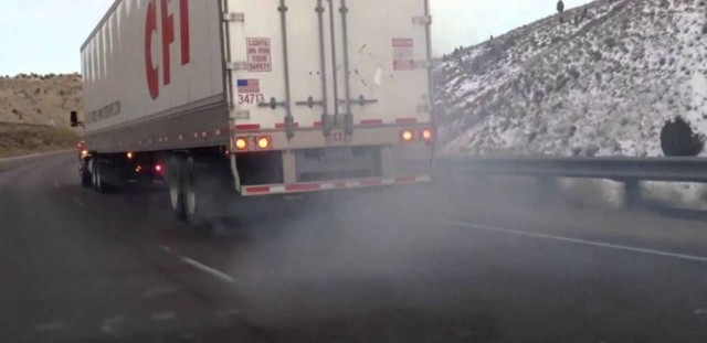 Δείτε τι έκανε ο πιο μάγκας νταλικέρης του κόσμου!