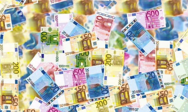 Μπαράζ πληρωμών τις επόμενες μέρες: Πότε πληρώνονται συντάξεις, ΚΕΑ και επιδόματα