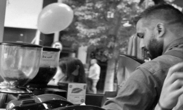 Θρήνος για τον πατέρα τριών παιδιών στην Πάτρα: Ραγίζουν καρδιές τα μηνύματα για το χαμό του