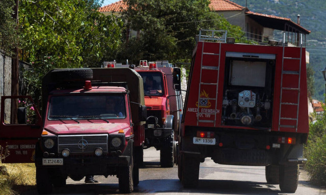 Φωτιά στην Κρήτη: Κάηκαν εκατοντάδες στρέμματα και ένα θερμοκήπιο