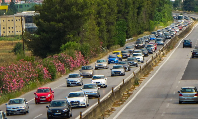 Άδεια ήταν και… πάει! Επιστρέφει στις πόλεις το πρώτο κύμα εκδρομέων