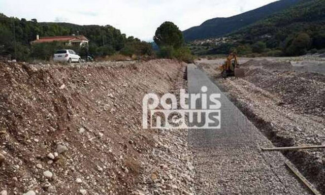 Ηλεία: Τραγικός θάνατος χειριστή Γκρέιντερ – Έπεσε σε χαράδρα