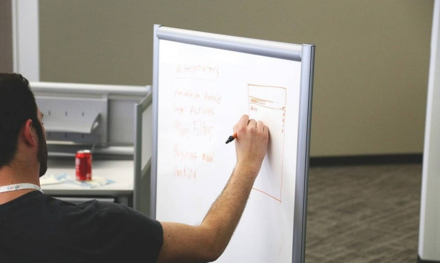 Προσοχή! Λήγει η προθεσμία αιτήσεων για προσλήψεις στα δημόσια ΙΕΚ 