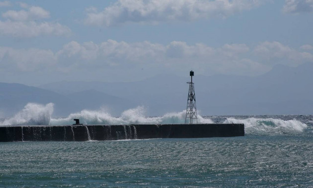 Καιρός: Ανεβαίνει η θερμοκρασία την Τρίτη (20/08) - Ισχυρά μελτέμια στο Αιγαίο (χάρτες)