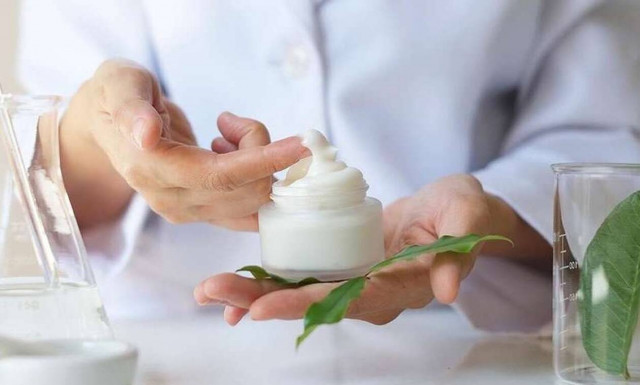 ΕΟΦ: Προσοχή! Έχετε αυτό το καλλυντικό; Μην το χρησιμοποιήσετε 