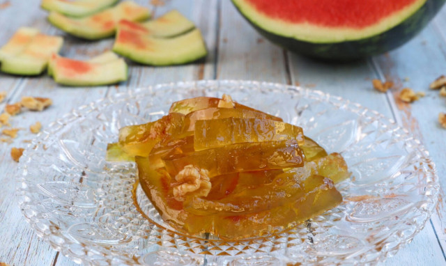 Γλυκό του κουταλιού καρπούζι