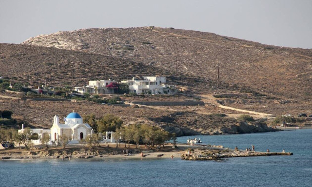 Paros seeks to become the first plastic waste-free island in the Mediterranean