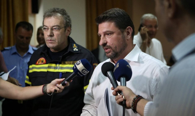 Πτώση ελικοπτέρου στον Πόρο: Στο νησί μεταβαίνει ο ΓΓΠΠ Νίκος Χαρδαλιάς