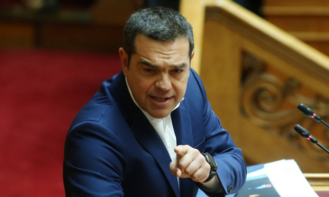 Τσίπρας: «Εμείς εφαρμόζαμε σχέδιο μείωσης των πλεονασμάτων, η ΝΔ το εγκατέλειψε»