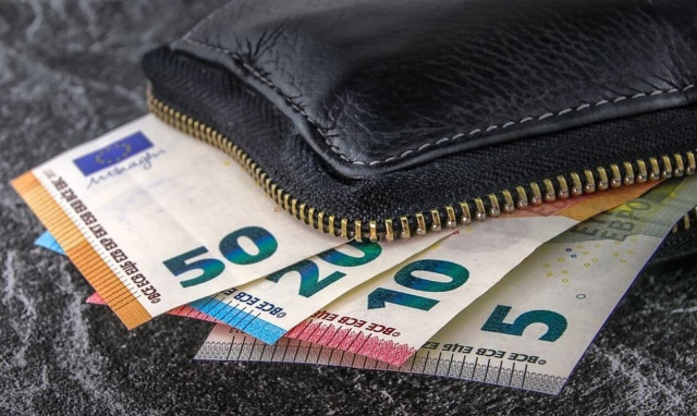 ΚΕΑ: Δείτε πότε θα πληρωθούν οι δικαιούχοι 