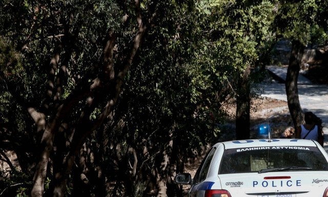 Man arrested for racist threat against neighbours on social media