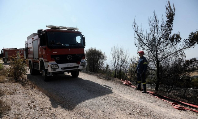 Φωτιά ΤΩΡΑ στη Λάρισα