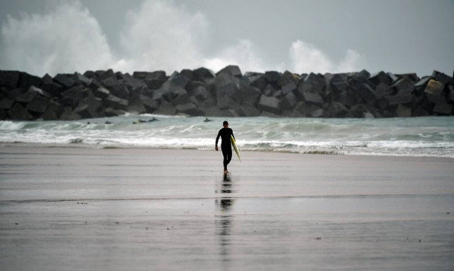 Βαρκελώνη: Εκκενώθηκε παραλία - Εντοπίστηκε εκρηκτικός μηχανισμός (vid)