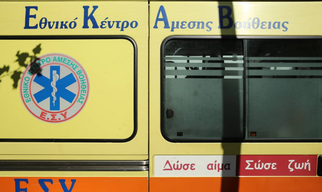 Θεσσαλονίκη: Τροχαίο με τραυματία - Απεγκλωβίστηκε μία έγκυος γυναίκα