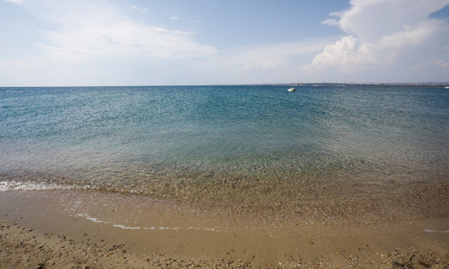 Θεσσαλονίκη: Μπήκαν για βουτιά και κατέληξαν στο νοσοκομείο - Δείτε τι έπαθαν
