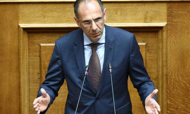 Γεραπετρίτης: Αναζήτηση ευθυνών για ΔΕΗ και διαπραγμάτευση του 2015