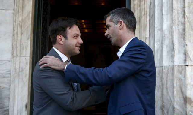 Κώστας Μπακογιάννης: «Τώρα είναι η ώρα για δουλειά» είπε αναλαμβάνοντας τα καθήκοντά του