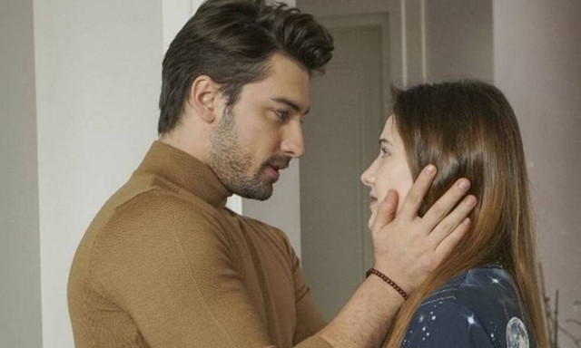 «Κράτα μου το χέρι»: Όλες οι εξελίξεις στα νέα επεισόδια! Η Αζρά φεύγει από το αρχοντικό!