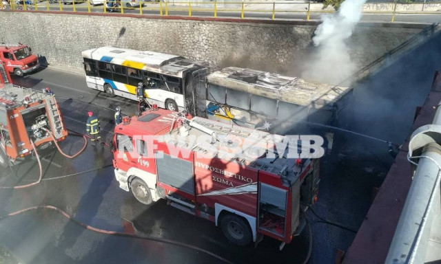 Φωτιά σε λεωφορείο του ΟΑΣΑ