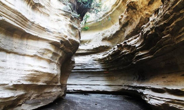 Κένυα: Οι Πύλες της Κολάσεως «κατάπιαν» έξι τουρίστες