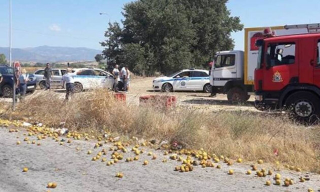 Λάρισα: Σοβαρό τροχαίο με τέσσερις τραυματίες - Ανάμεσα τους και δύο παιδιά 