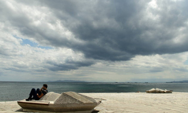 Sunny weather on Monday (02/09/2019)