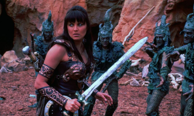 Απίστευτο: Είναι αυτή η «Ζήνα»; Δείτε πώς έγινε 18 χρόνια μετά