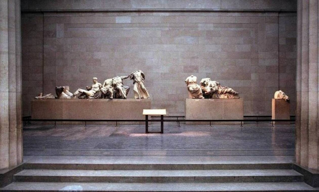 Βρετανία: Αναγνωρίστε ότι τα Γλυπτά είναι δικά μας – Μενδώνη: Είστε κλέφτες, ξεχάστε το!