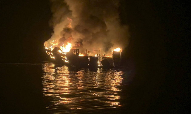 Ναυτική τραγωδία στην Καλιφόρνια: Βρίσκουν συνέχεια νεκρούς - Αγωνία για τους 26 αγνοούμενους