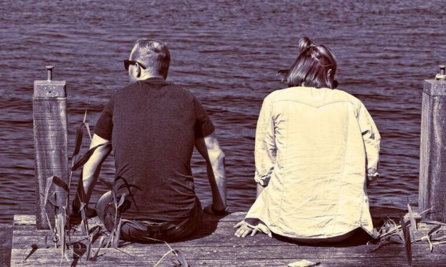 Έκανε δώρο στον άντρα της ένα test DNA - Το αποτέλεσμα κατέστρεψε τις ζωές τους