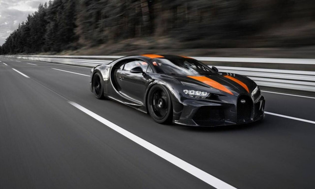 Φοβερό ρεκόρ για την Bugatti Chiron που έπιασε τα 490,484 χλμ./ώρα!
