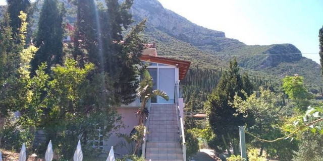 Οικογενειακή  τραγωδία στην Κυπαρισσία: Πέθανε η γυναίκα που πυροβόλησε στο κεφάλι ο σύζυγός της