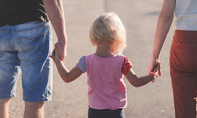 ΟΠΕΚΑ - Επίδομα παιδιού Α21: Πότε θα πληρωθεί η 4η δόση