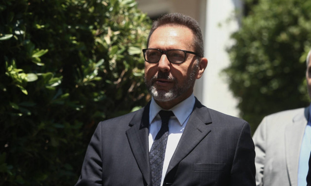 Στουρνάρας: «Βλέπει» ανάπτυξη ως 3% – Εφικτός στόχος το πλεόνασμα 3,5%