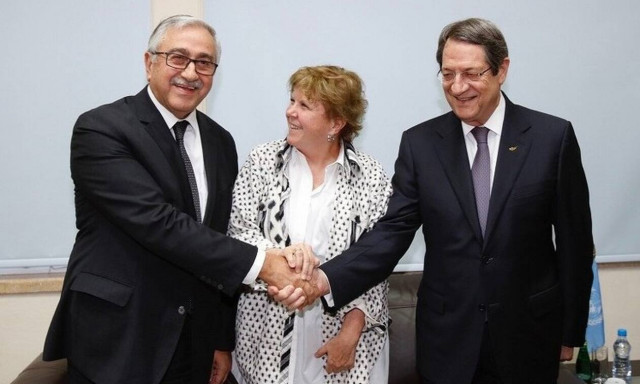 Κυπριακό: Οι τουρκικές παρεμβάσεις τίναξαν στον αέρα τις συζητήσεις