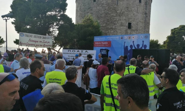 ΔΕΘ 2019: Οι ένστολοι «εγκαινίασαν» τα συλλαλητήρια