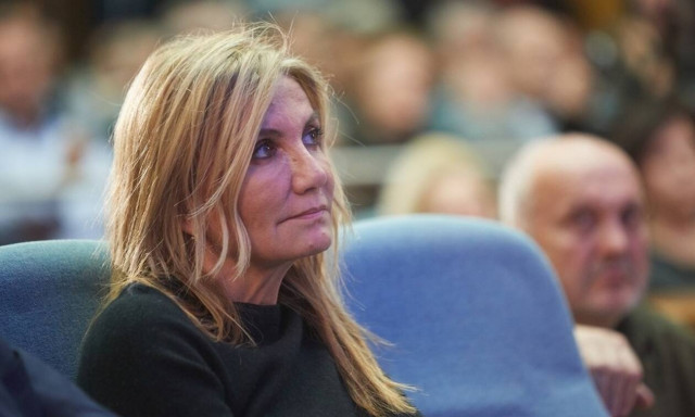 ΔΕΘ 2019: Εντυπωσίασε η Μαρέβα -  Φόρεσε ποδιά και άνοιξε φύλλο (pics)