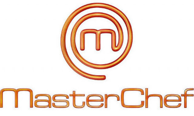 Εικόνες ΣΟΚ: Ποντίκι «βολτάρει» στην κουζίνα του MasterChef (pics)