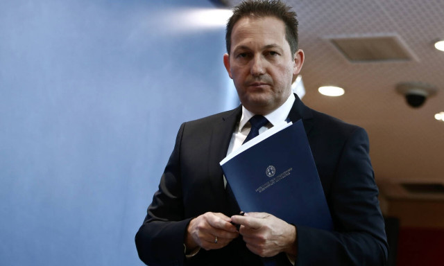 Πέτσας: «Κρυφό» το σχέδιο ΣΥΡΙΖΑ για τα πλεονάσματα - Κανείς δεν το γνώριζε στην Ευρώπη