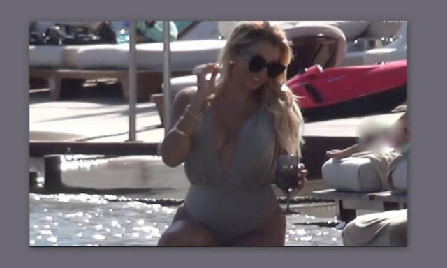 Η Σπυροπούλου πήγε στη Ψαρού και δεν πάει ο νους σας με τι «κόλλησε» (video)