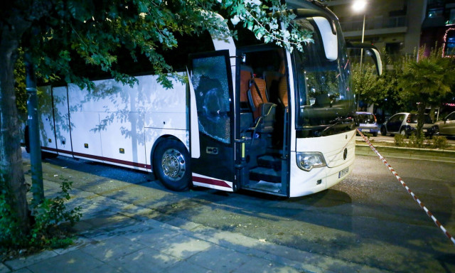 Τρόμος μπροστά από το Κάραβελ: Οδηγός ΙΧ άρχισε να πυροβολεί με καραμπίνα