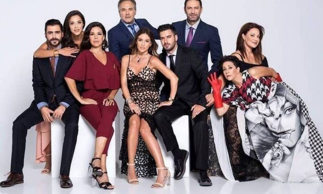 «Έλα στη θέση μου»: Με... μαντινάδα το νέο τρέιλερ της σειράς