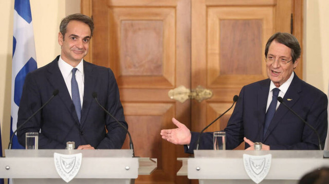 Στην Αθήνα ο Αναστασιάδης - Οι απειλές Τσαβούσογλου και η επίσκεψή του στην Αμμόχωστο