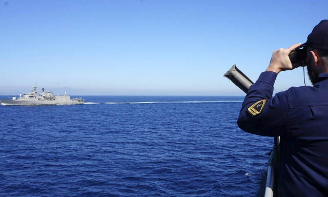 Πέτσας: Επί ΣΥΡΙΖΑ η κλοπή του στρατιωτικού υλικού από τη Λέρο