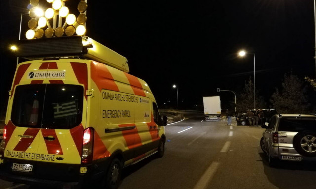 Κομοτηνή: Ένας νεκρός και οκτώ τραυματίες σε τροχαίο με μετανάστες στην Εγνατία Οδό (vid)